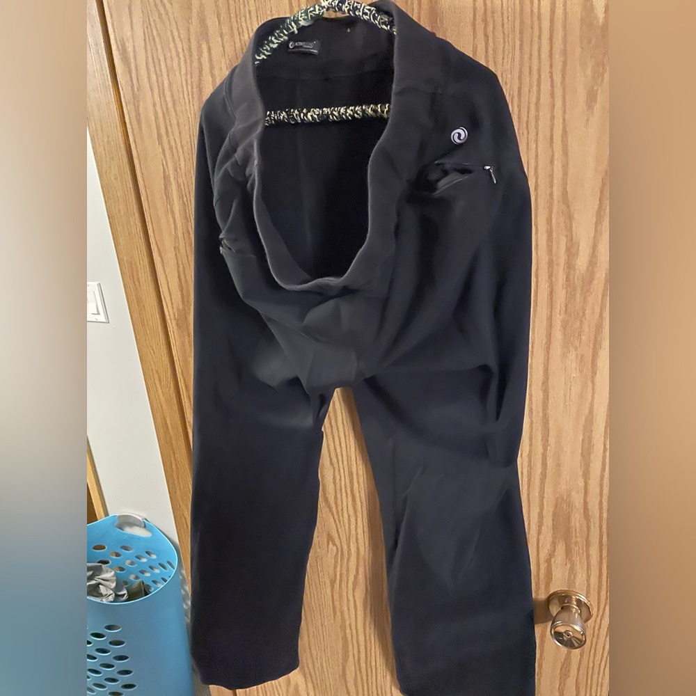 Active zone yoga pants